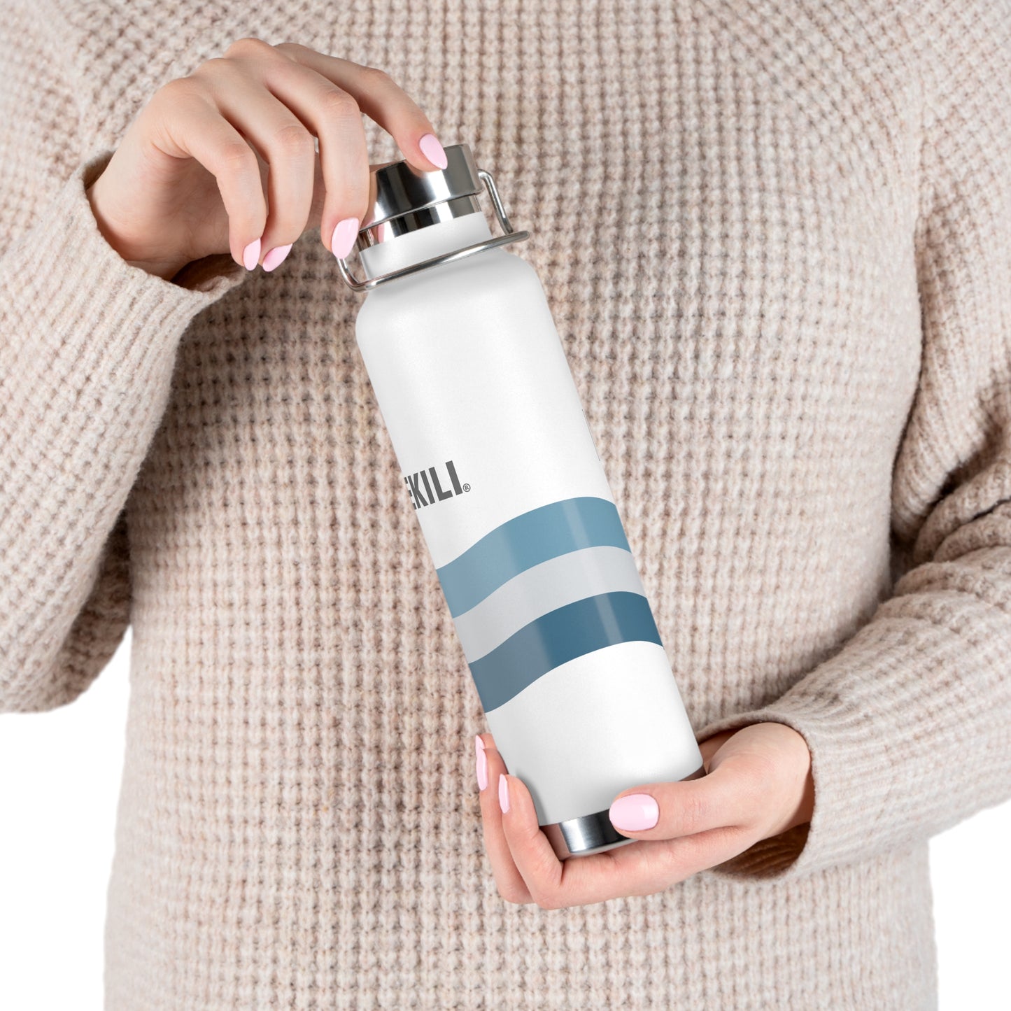 Hekili 22oz Copper Vacuum Insulated Water Bottle | 48-Hour Cold / 12-Hour Hot